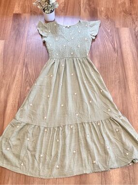 Blu Pepper Sage Green Floral Embroidered Smocked Flutter-Sleeve Dress